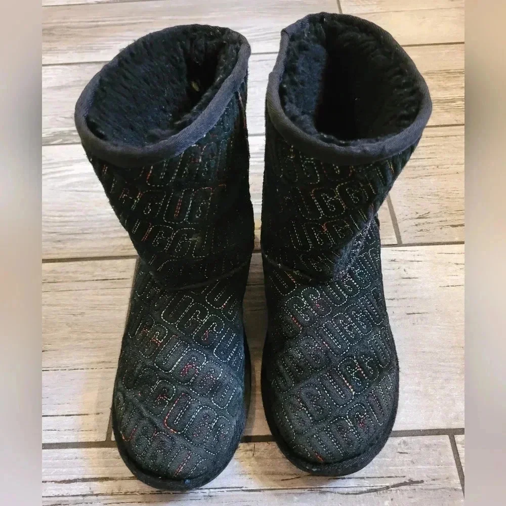 UGG Graphic Stitch class II short boots rainbow colorful black suede leather 6